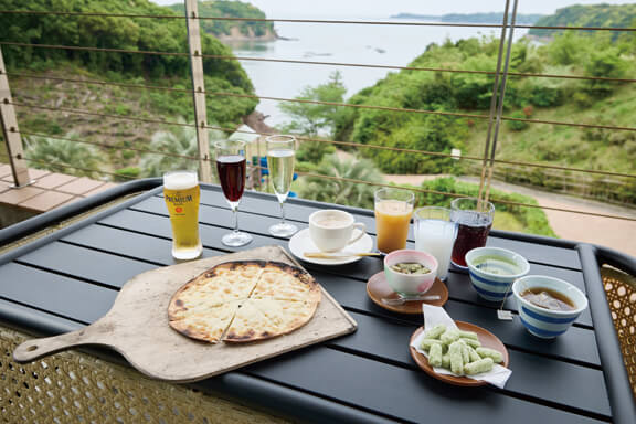 焼きたてピザや志摩あられ善哉のおもてなし